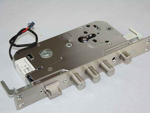 阿拉尔24小时上门开锁公司