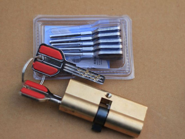 阿拉尔24小时上门开锁公司